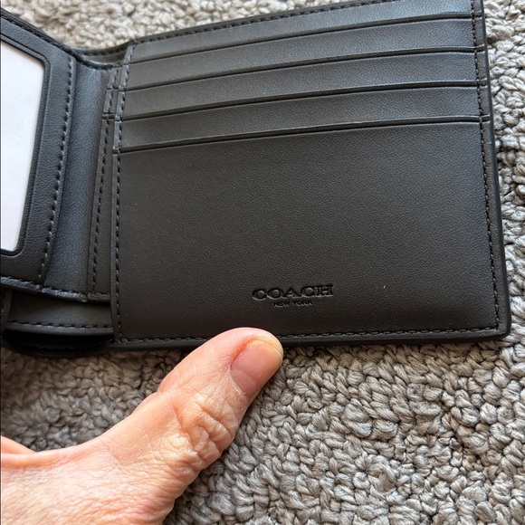 Coach Black & Gray camo 3-1 wallet - Picture 3 of 9